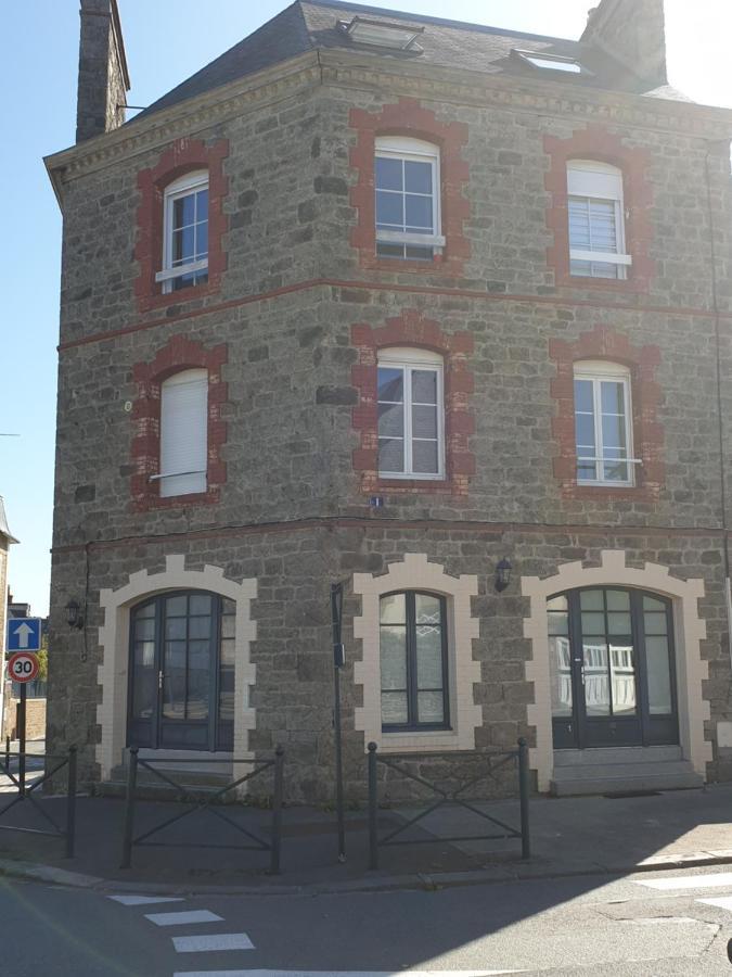 La Vigie Apartment Dinard Bagian luar foto